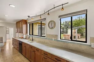 264 Maryal Dr, Salinas, CA 93906 - Photo 23