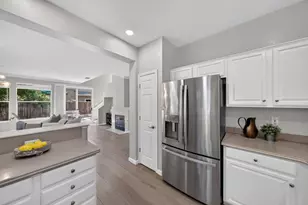 180 Espinosa Ln, Mountain View, CA 94043 - Photo 19