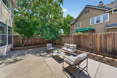 180 Espinosa Ln, Mountain View, CA 94043 - Photo 43