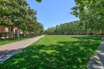 180 Espinosa Ln, Mountain View, CA 94043 - Photo 55