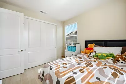 1196 Wildrose Dr, Hollister, CA 95023 - Photo 17
