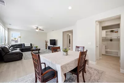 1196 Wildrose Dr, Hollister, CA 95023 - Photo 7