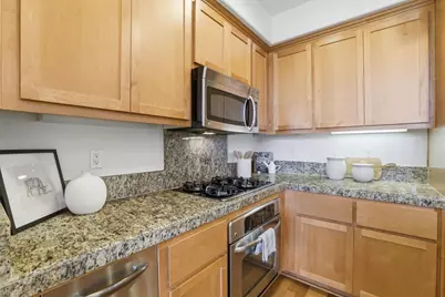 1477 W San Carlos St, San Jose, CA 95126 - Photo 11