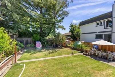 109 Hobart Ave, San Mateo, CA 94402 - Photo 3