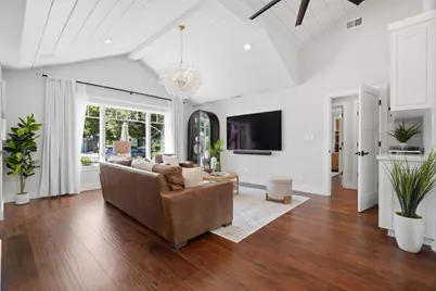 1233 Malone Rd, San Jose, CA 95125 - Photo 9