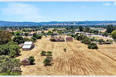 10980 New Ave, Gilroy, CA 95020 - Photo 57