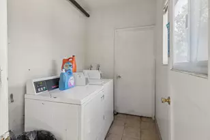 1342 Essex Way, San Jose, CA 95117 - Photo 25