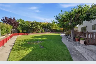 1128 Summerwings Ct, San Jose, CA 95132 - Photo 39