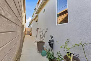 6056 Bullion Ln., Dublin, CA 94568 - Photo 29