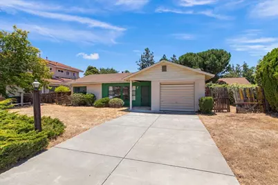 20860 Garden Gate Dr, Cupertino, CA 95014 - Photo 3