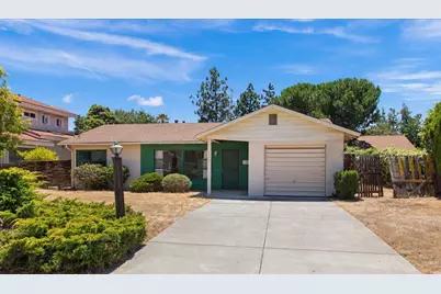 20860 Garden Gate Dr, Cupertino, CA 95014 - Photo 5