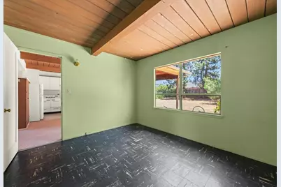 20860 Garden Gate Dr, Cupertino, CA 95014 - Photo 17