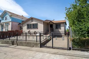 1221 E 19th St, Oakland, CA 94606 - Photo 3