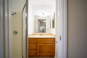 1221 E 19th St, Oakland, CA 94606 - Photo 49