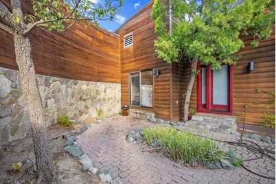 95 Belle Roche Ave, Redwood City, CA 94062 - Photo 13