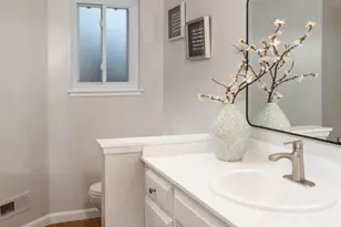 1520 Awalt Ct, Los Altos, CA 94024 - Photo 13