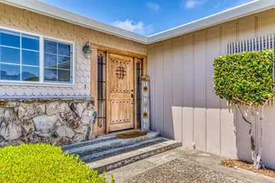 15460 Oak Hills Dr, Salinas, CA 93907 - Photo 3