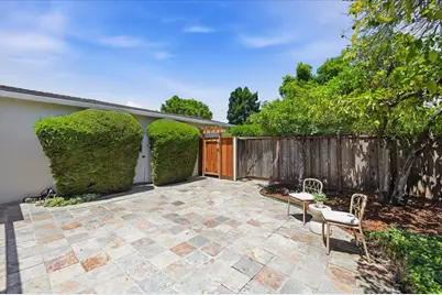 6566 Clifford Dr, Cupertino, CA 95014 - Photo 17