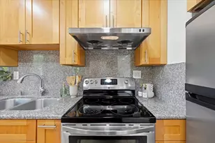 6566 Clifford Dr, Cupertino, CA 95014 - Photo 33