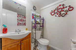 694 Central Ave, Hollister, CA 95023 - Photo 13