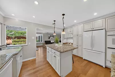 649 Brenda Lee Dr, San Jose, CA 95123 - Photo 17