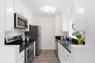905 W Middlefield Rd 972, Mountain View, CA 94043 - Photo 5