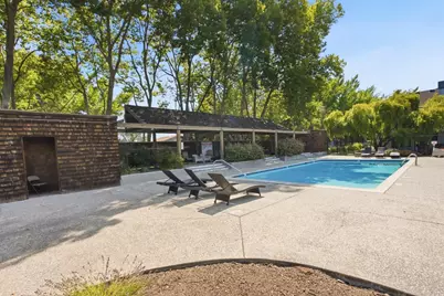 905 W Middlefield Rd 972, Mountain View, CA 94043 - Photo 35