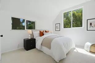 19 Farm Rd, Los Altos, CA 94024 - Photo 17