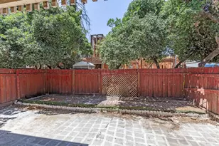 1179 Mesa Dr, San Jose, CA 95118 - Photo 15