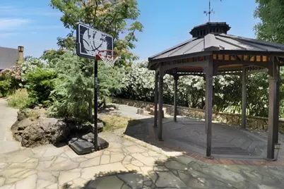 22128 Prospect St, Hayward, CA 94541 - Photo 25