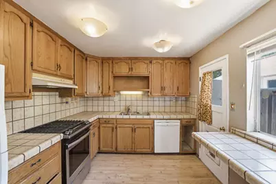 3181 Maddux Dr, Palo Alto, CA 94303 - Photo 11