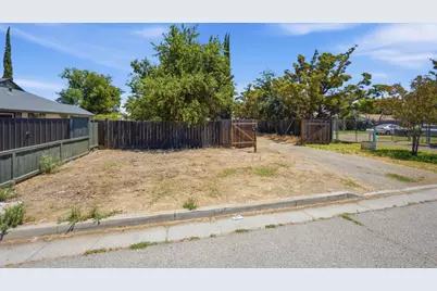 2908 Oleander Ave, Merced, CA 95340 - Photo 11