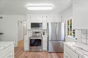 4878 Elester Dr, San Jose, CA 95124 - Photo 7