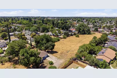 2912 Oleander Ave, Merced, CA 95340 - Photo 3