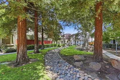 657 Woodland Ter, San Jose, CA 95112 - Photo 49