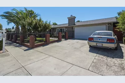 610 Memorial Dr, Hollister, CA 95023 - Photo 3