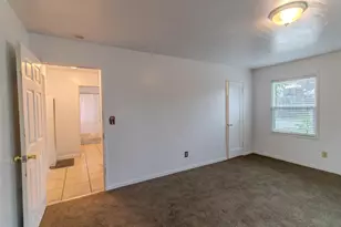 111 Mayfair Dr, Salinas, CA 93905 - Photo 15