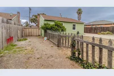 111 Mayfair Dr, Salinas, CA 93905 - Photo 31