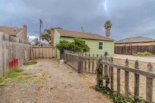 111 Mayfair Dr, Salinas, CA 93905 - Photo 31