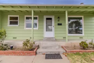 111 Mayfair Dr, Salinas, CA 93905 - Photo 3