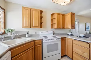 15600 Foothill Ave, Morgan Hill, CA 95037 - Photo 27