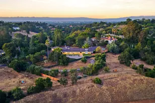 26201 Dori Ln, Los Altos Hills, CA 94022 - Photo 127