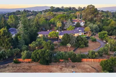 26201 Dori Ln, Los Altos Hills, CA 94022 - Photo 125