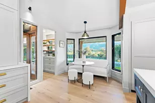 26201 Dori Ln, Los Altos Hills, CA 94022 - Photo 43