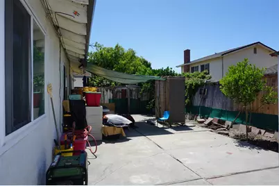1829 Platinum Ct, San Jose, CA 95116 - Photo 5