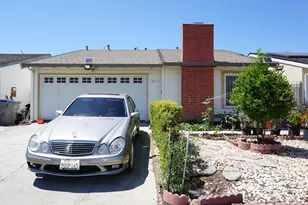 1829 Platinum Ct, San Jose, CA 95116 - Photo 1
