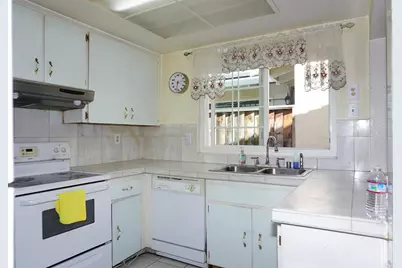 1829 Platinum Ct, San Jose, CA 95116 - Photo 17