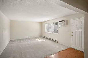 1271 Juniper Dr 7, Gilroy, CA 95020 - Photo 7