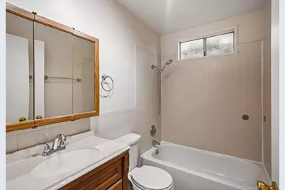 1271 Juniper Dr 7, Gilroy, CA 95020 - Photo 13