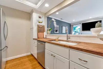 1888 Huxley Ct, San Jose, CA 95125 - Photo 9